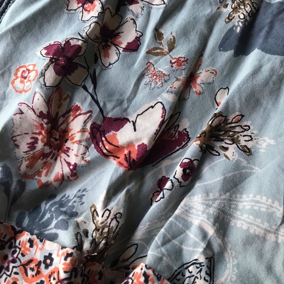 💐 Angie Floral Shorts 💐 - Picture 7 of 9